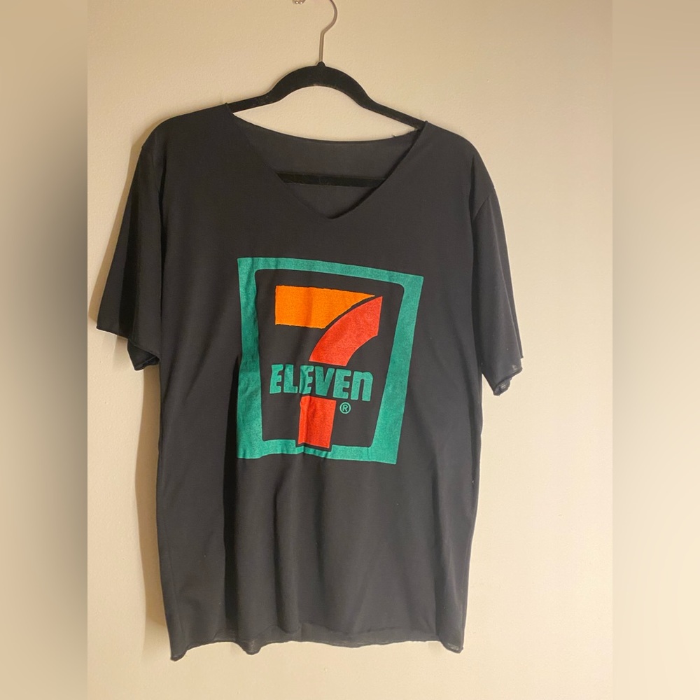 7 eleven T shirt